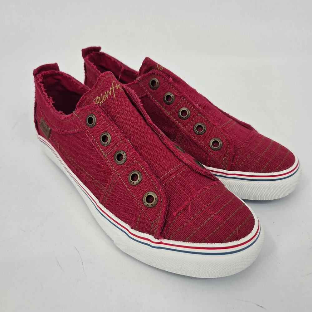 NEW Blowfish Malibu Play Red Washed Linen Slip On Sneaker Women's 9